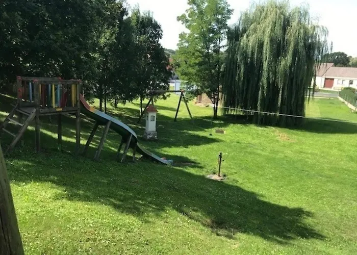 Nitsch * Prinzendorf an Der Zaya